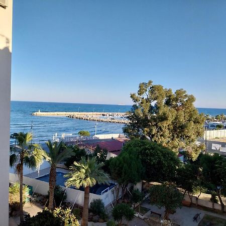 Mikis'S Seagate Studio Aprt. Larnaca Exterior photo