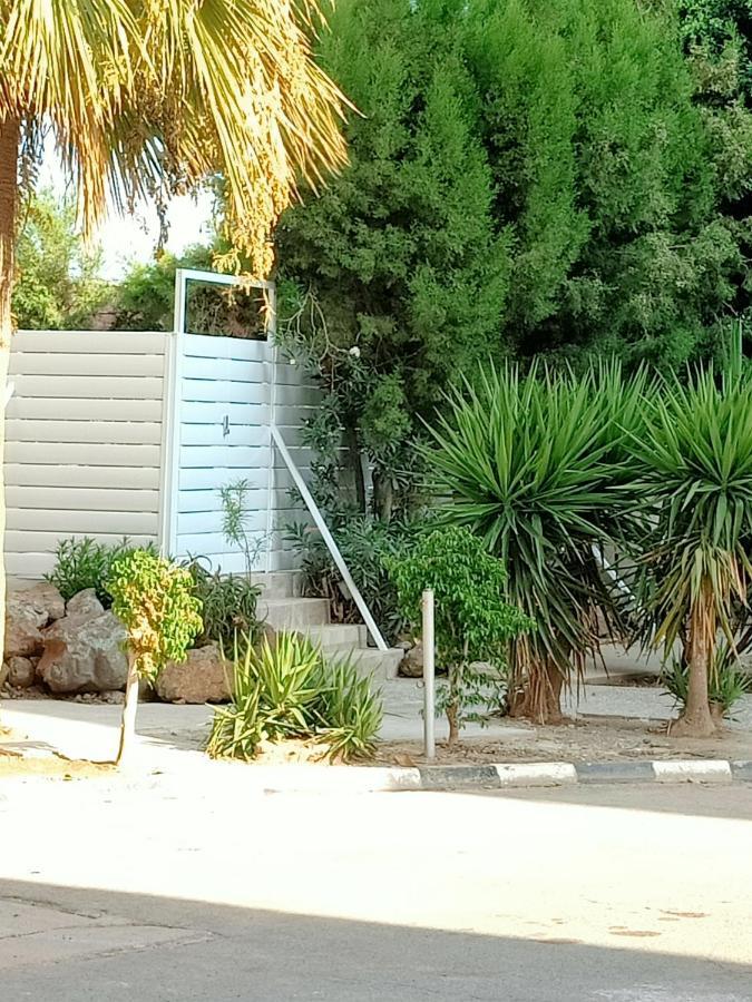 Mikis'S Seagate Studio Aprt. Larnaca Exterior photo