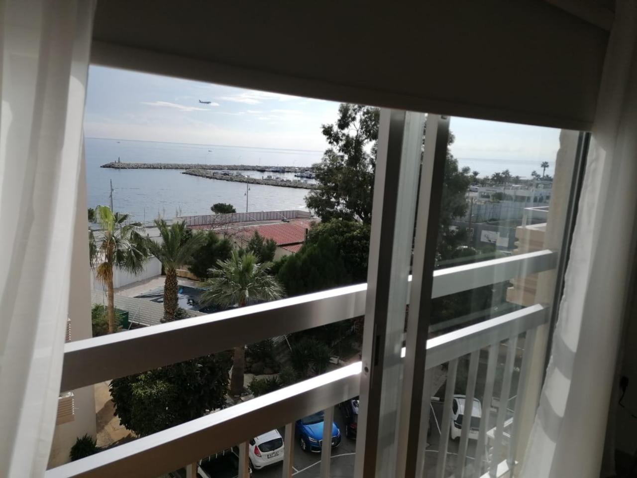 Mikis'S Seagate Studio Aprt. Larnaca Exterior photo